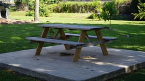 thumbnail: BBQ/picnic area
