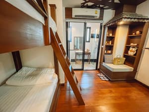 thumbnail: Property entrance