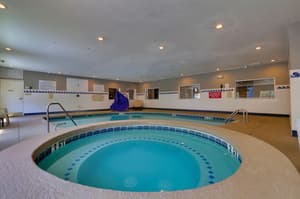 thumbnail: Outdoor pool