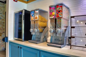 thumbnail: Snack bar