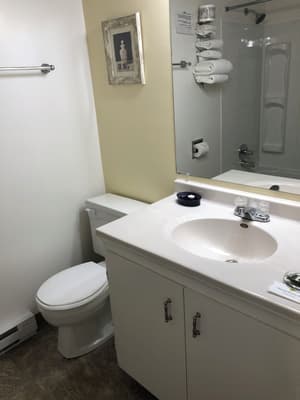 thumbnail: Bathroom