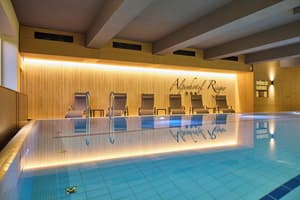 thumbnail: Pool