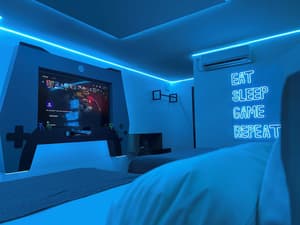 thumbnail: Room