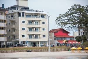 thumbnail: Front of property