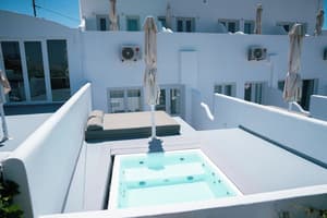 thumbnail: Private spa tub