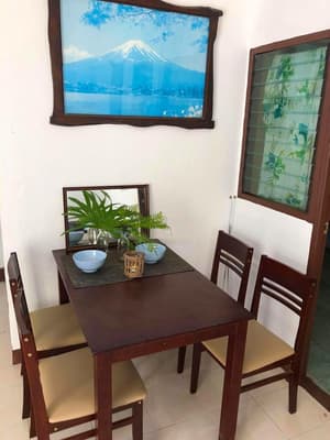 thumbnail: In-room dining