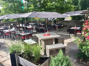 thumbnail: Restaurant