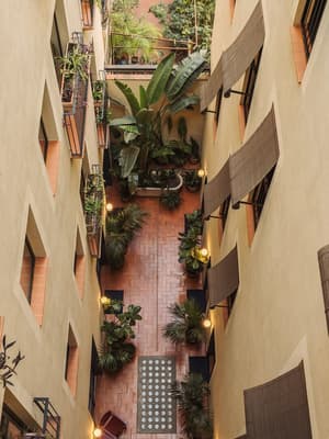 thumbnail: Exterior