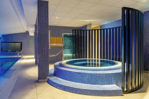 thumbnail: Pool