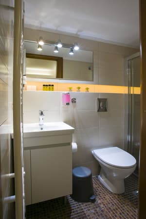 thumbnail: Bathroom