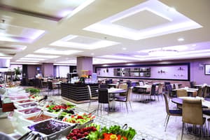 thumbnail: Restaurant