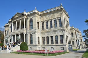 thumbnail: Exterior