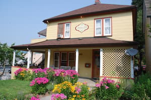 thumbnail: Exterior