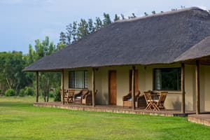 thumbnail: Front of property
