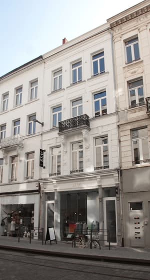 thumbnail: Front of property