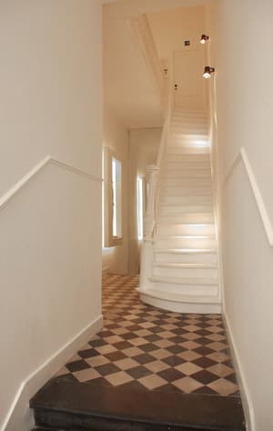 thumbnail: Property entrance