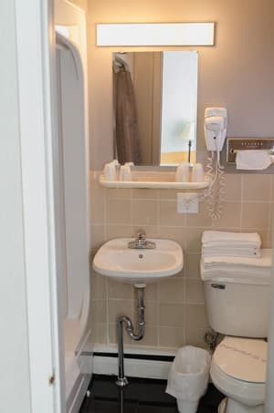 thumbnail: Bathroom