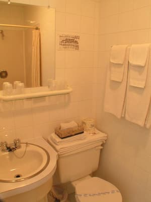 thumbnail: Bathroom