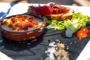 thumbnail: Restaurant