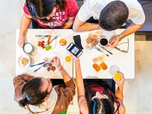 thumbnail: Breakfast area