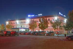 thumbnail: Front of property - evening/night