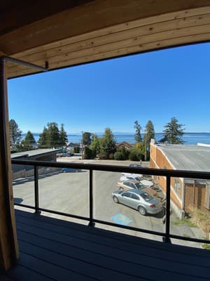 thumbnail: Balcony