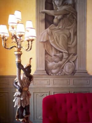 thumbnail: Interior detail