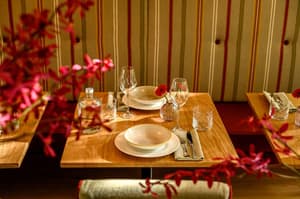 thumbnail: Restaurant