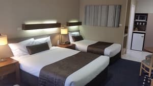 thumbnail: Room