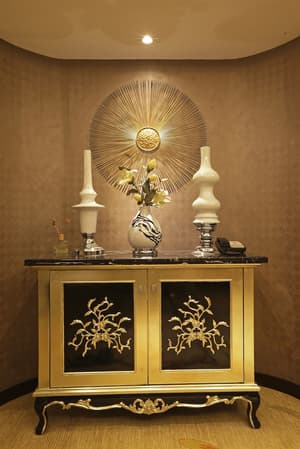 thumbnail: Interior detail