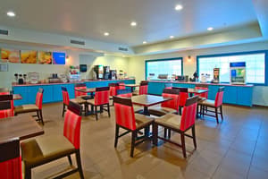thumbnail: Breakfast area