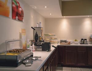 thumbnail: Breakfast area