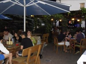 thumbnail: Outdoor dining