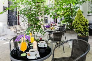 thumbnail: Terrace/patio