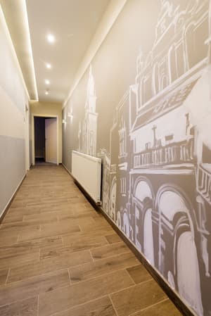 thumbnail: Hallway