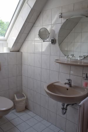 thumbnail: Bathroom sink