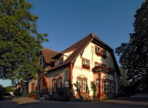 thumbnail: Exterior