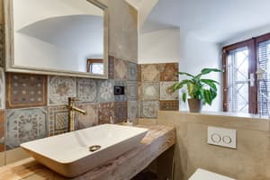 thumbnail: Bathroom