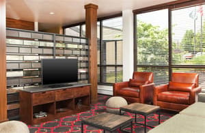 thumbnail: Lounge