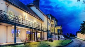 thumbnail: Exterior