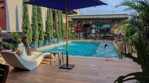thumbnail: Pool