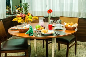 thumbnail: Breakfast area
