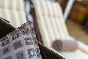 thumbnail: Exterior detail