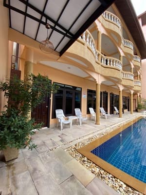 thumbnail: Exterior