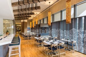 thumbnail: Restaurant