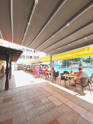 thumbnail: Restaurant