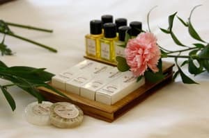 thumbnail: Bathroom amenities