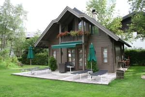 thumbnail: Exterior