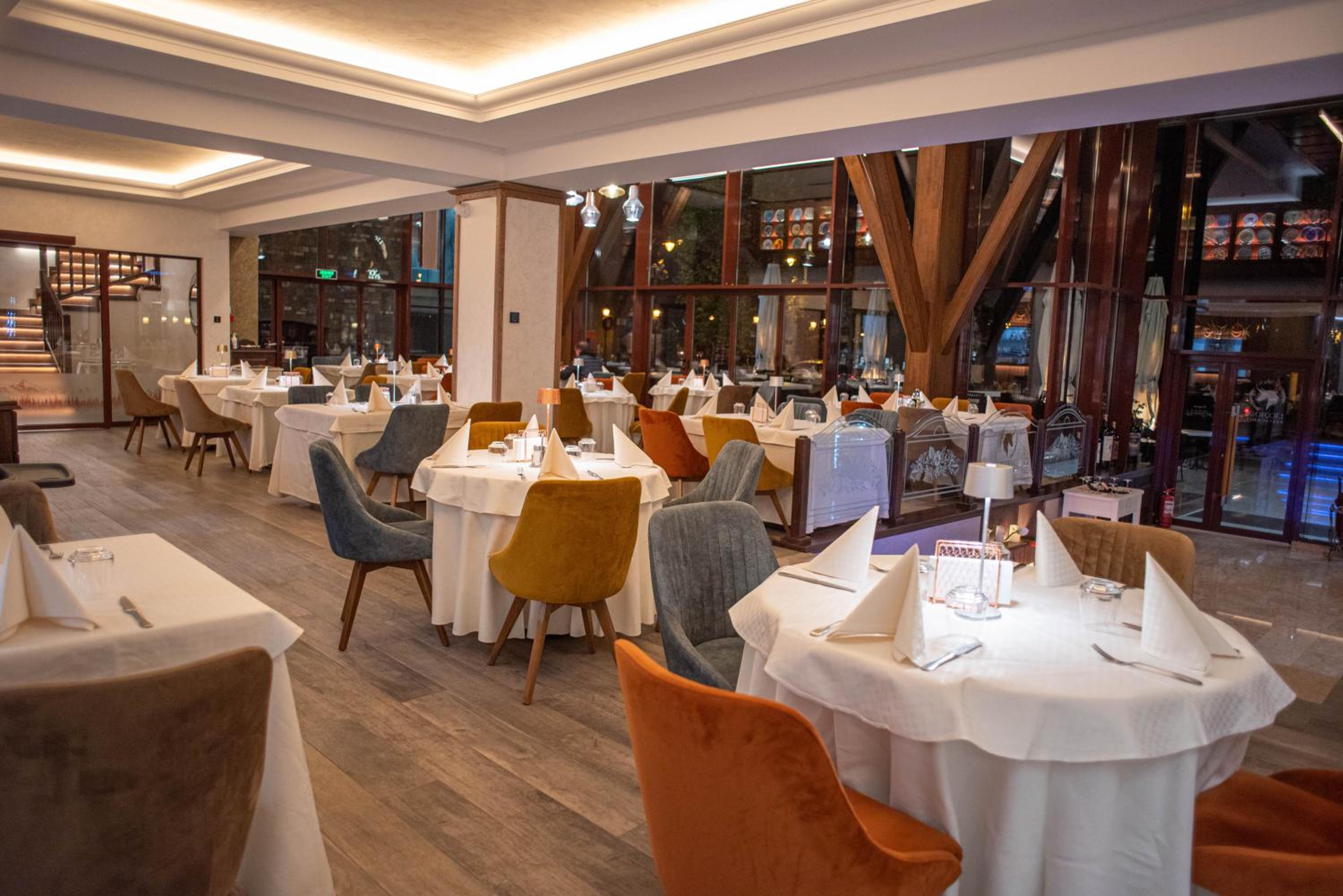 Restaurant-cafeteria