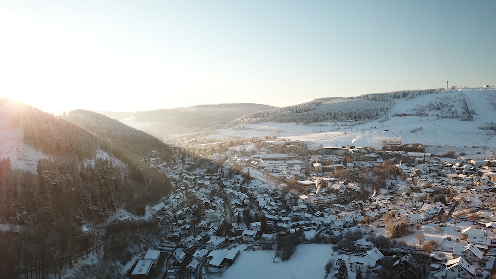 Snow and ski sports
